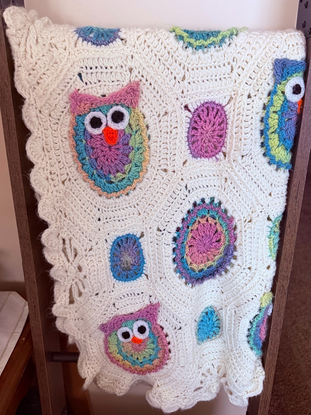 Cream Crochet Owl Throw Blanket with Pastel Accents
